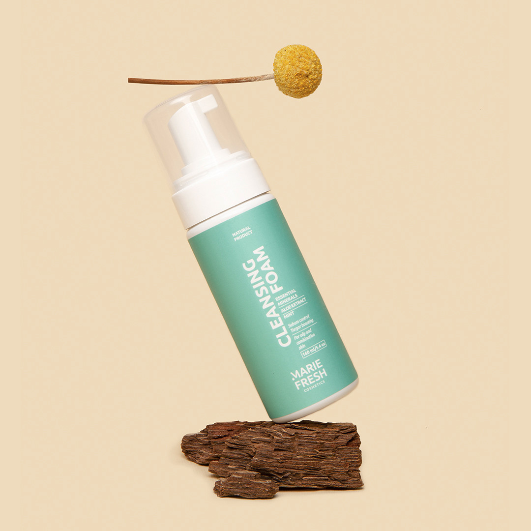 Пінка для очищення для жирної та комбінованої шкіри