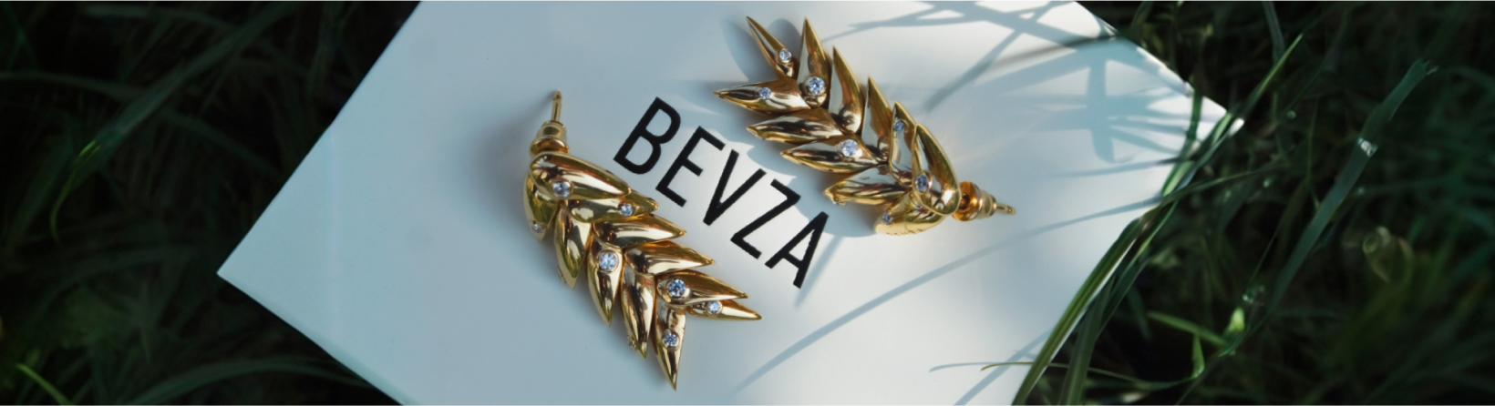 Сім пар сережок шукають своїх власниць!