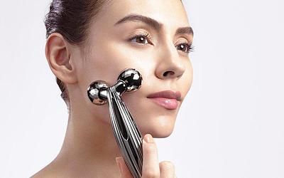 Виграйте масажер ReFa CARAT FACE До 6 річниці Marie Fresh!