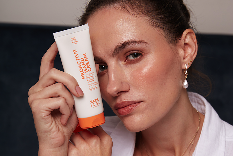 Крем для рук Proactive: ЗАХИСТИТЬ ТВОЇ РУЧКИ ВІД УСІХ ВИКЛИКІВ ПОГОДИ!