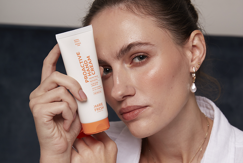 Які властивості повинен мати зимовий крем для рук?