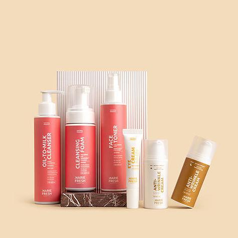 Комплексний догляд за зрілою сухою та нормальною шкірою з пінкою